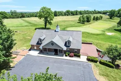 Image de The Persimmon Ridge Lodge - Golf Room & Pickleball!
