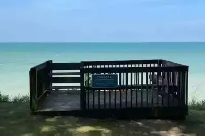 Image de Family Friendly, Pet Friendly, quiet location close to town and Beaches