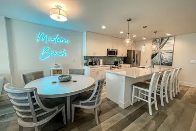 Image de Luxury Beach Condo