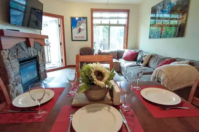 Image de Deluxe Solitude Ski in/out 2bed/2bath Condo