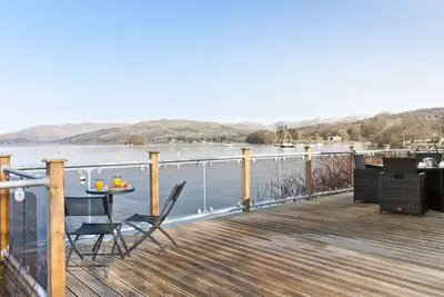 Image de Lakeside Lodge