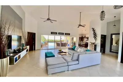 Image de Casa Linda 3 Bedroom 3 Bathroom Luxury Villa