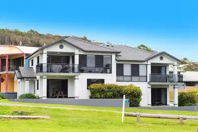 Image de As New Sparkling 3 Bedroom Townhouses On The Golf Course