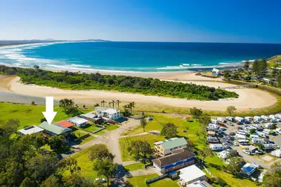 Image de Beautifully Renovated Beachside Unit!