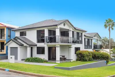 Image de As New Sparkling 3 Bedroom Townhouses On The Golf Course