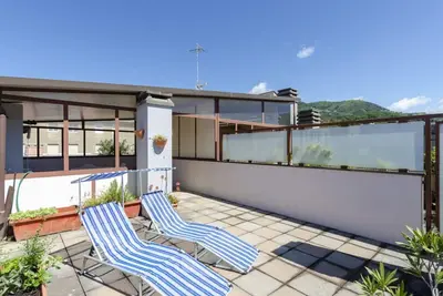Image de Altido Apt for 4, with Private Rooftop Terrace and View