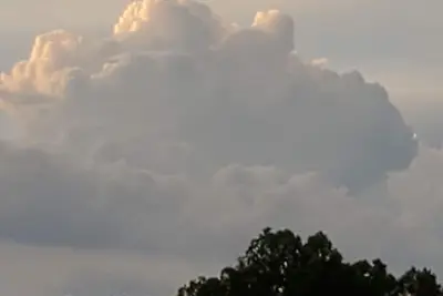 Image de Secluded area. Quiet. By the mountains. City view. Purfect for families. Pool.