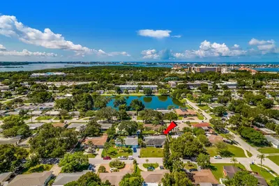 Image de Perfect Location! Under 8 Mins to the beach. Family & small dog friendly 🐶 home