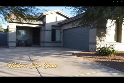 Image de Relax in Style at Western Star Oasis with Heated Pool & Outdoor Kitchen