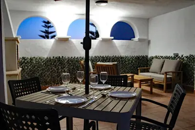 Image de Luxury 2 Bed 2 Bath Private Solarium Apt Las Violetas, Villamartin