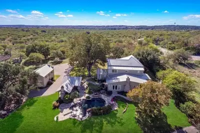 Image de Historic 1906, 15 acre Ranch with pool 20 minutes from SeaWorld