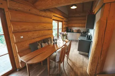 Image de Gemütliches Ferienhaus mit Faßsauna und Terrasse