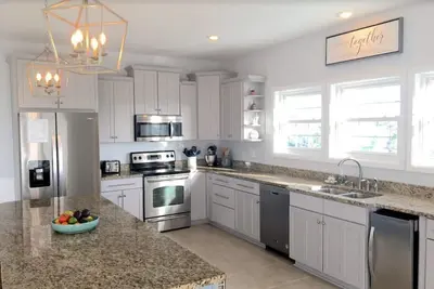 Image de Dates Available! ! Check out our property! !