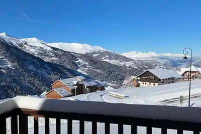 Image de Magnifique Appartement 6 pers à 50 m des pistes Ménage et linge inclus!