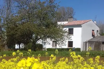 Image de \"Gîte le Rocher\" classé 3 *** Clévacances  4 chambres\nVacances au calme