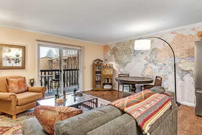 Image de \"Deschutes and Ladders\" Elegant condo near downtown
