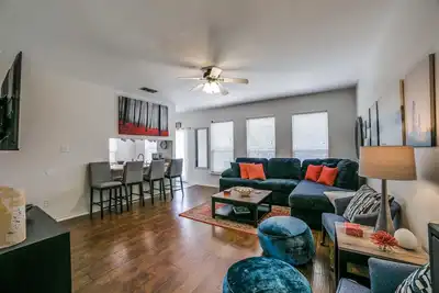 Image de Gated Community Neisd 30+ nights Stone Oak Hospitals Air Force Lackland Bmt Army