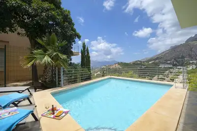 Image de Maison de vacances privée avec climatisation, Wifi, piscine privée, Tv, terrasse, vue panoramique