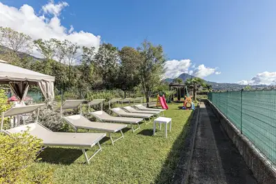 Image de Maison Casa Vacanza Elena avec vue sur les montagnes, jardin, balcon, Wi-Fi. Animaux admis