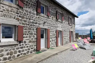 Image de Gîte familial avec cour, ping-pong, proche Lyon et Clermont-Ferrand