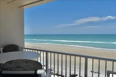 Image de Perfect Location in Ponce Inlet for this 2\/2 oceanfront Condo 504 South Point