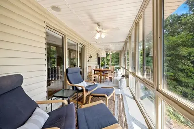 Image de Waters Edge- Direct Lake Access