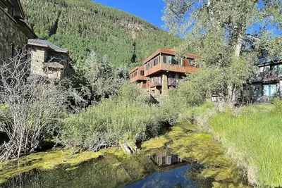 Image de Downtown Modern Creekside