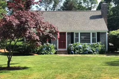 Image de Quintessential 4 Bedroom Cottage near Pond and Bike Path