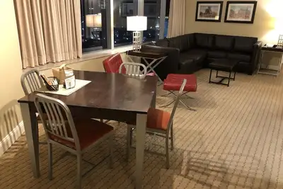 Image de One bedroom High-Rise Suite Located on Atlantic City Boardwalk