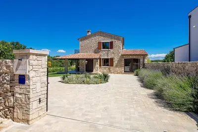 Image de Villa Lavantina, Istria, Svetvincenat, Pusti