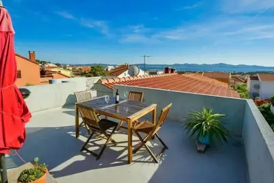 Image de Appartement de vacances Zadar pour 1 - 4 personnes avec 2 chambres à coucher - Maison mitoyenne