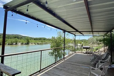 Image de Secluded Casita on the Crystal Clear Nueces River