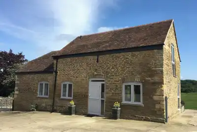 Image de Shires Rest, pet friendly, with hot tub in Sturminster Newton