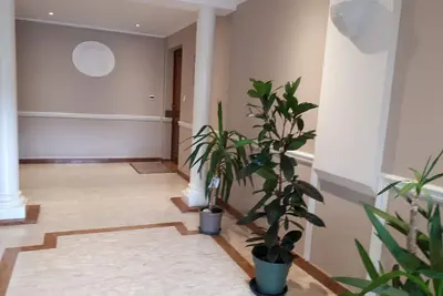 Image de Au pied des vignobles, appartement dans petite copropriété résidentielle.