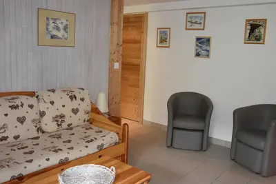 Image de Appartement 2 pièces avec terrasse et jardin privatif, calme, proche commerces et pistes de ski