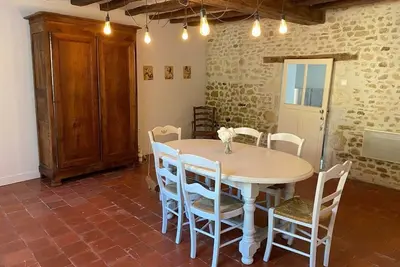 Image de Maison de Village avec Jardin, Parc Privé et Box Fibre, Animaux Bienvenus, à 15 min du Mans