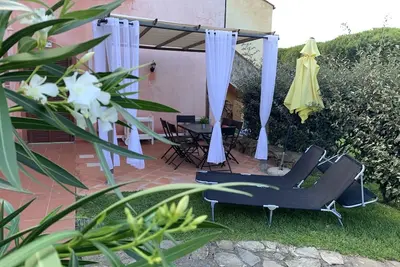 Image de Casa Smeralda, with garden and near the sea