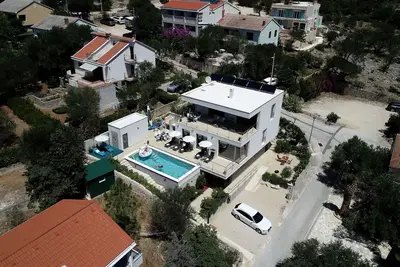 Image de Modern Villa with Pool & Sea View-40m to the Beach