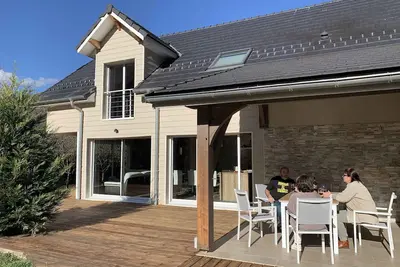 Image de Villa récente grand confort, climatisation, 3 chambres, 3 salles d’eau, jardin