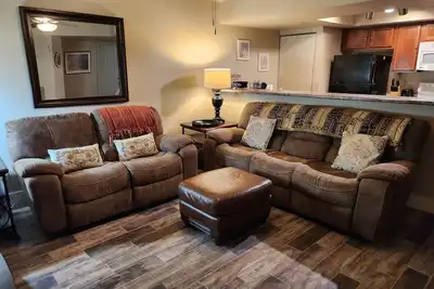 Image de Beautiful, updated, furnished condo in East Mesa