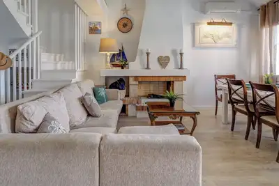 Clarimar Duplex by Hello Homes Sitges