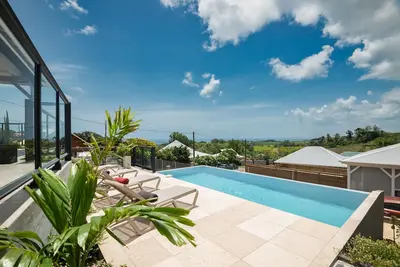 Image de Maison Sugar Cane 4* - Vue Panoramique + Piscine