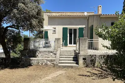Image de Villa meublée avec 5 chambres et  Jardin proche Montpellier