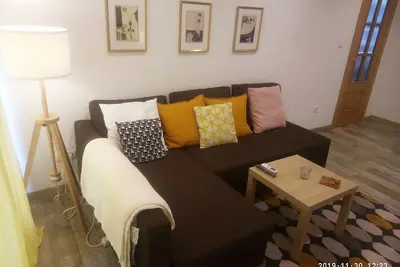 Image de Spacious and brand new apartment one stop from Atocha