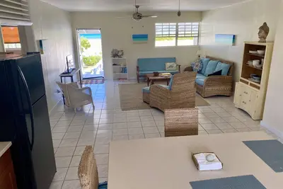 Image de Two Bedroom\/full kitchen - Ocean view - steps from dive shop\/harbor\/restuarant
