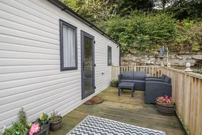 Burlees Nest, pet friendly in Great Broughton, Cockermouth