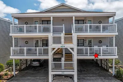 Image de \"Waters Edge 429-D\" - Oceanfront Condo w/ Community Pool, 2 Bedrooms / 2 Bathrooms