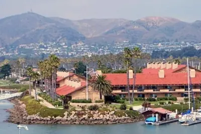 Image de Harbortown Oceanfront Resort--sleeps 6