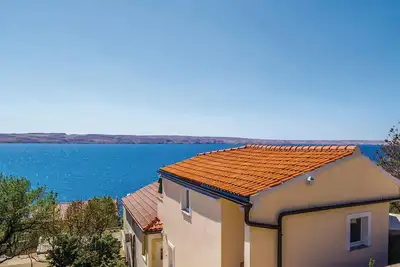 Superbe appartement à Karlobag avec.