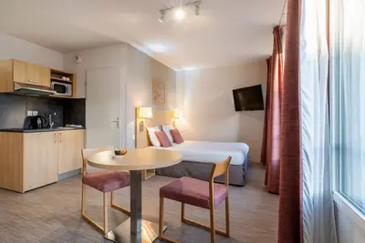 Image de Studio lumineux, au coeur de l'Ile de Nantes!